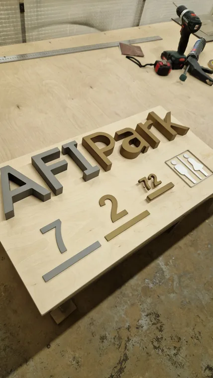 Изготовленные элементы на рабочем столе — ЖК AFI Park